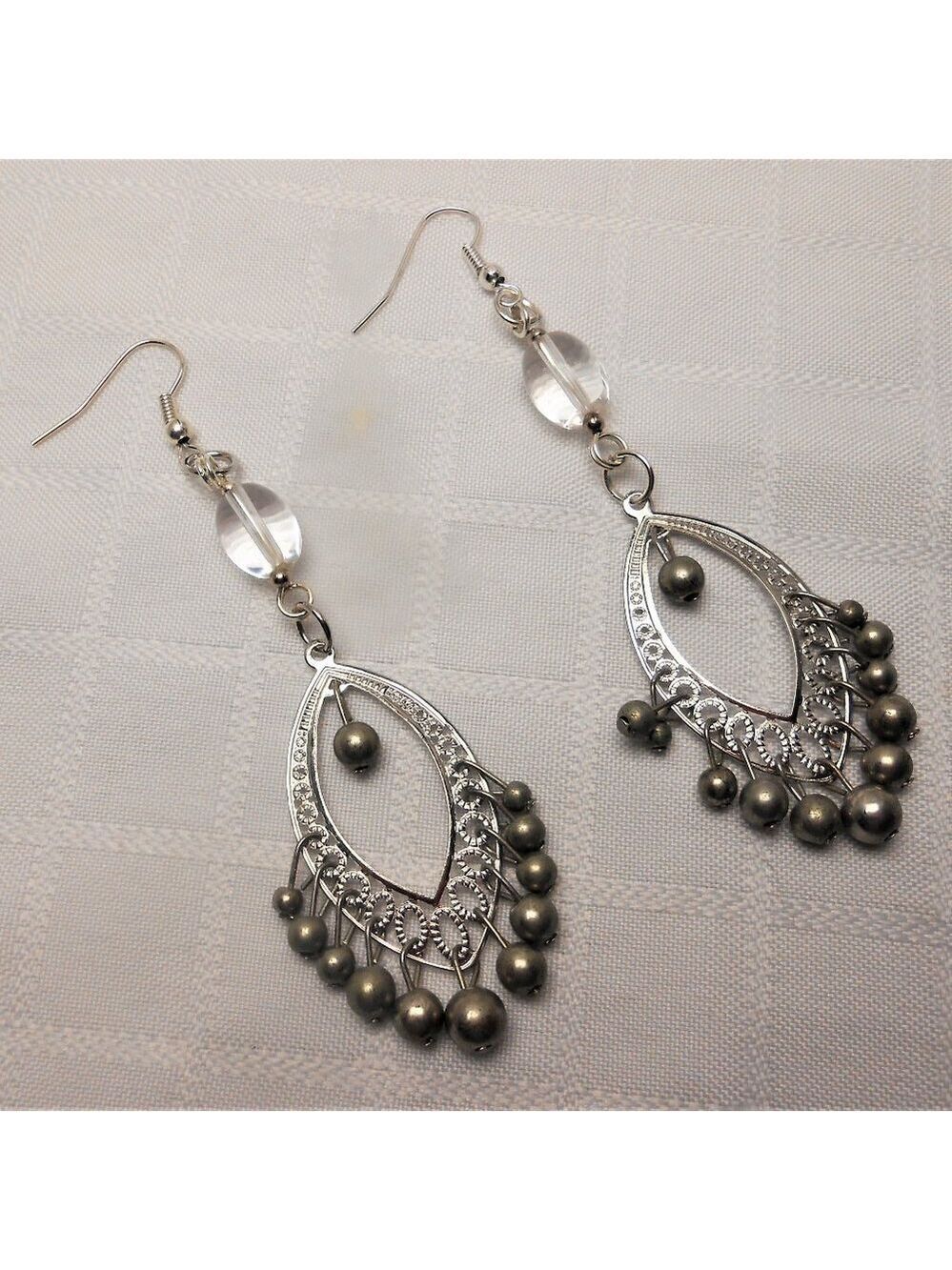 No 956 Lightweight handmade Baladi-style earrings
